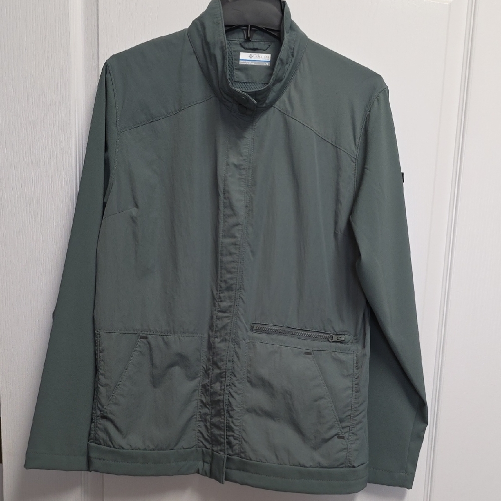 Columbia Women's Olive (Dusty Moss) Lightweight Jacket